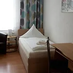 阿姆伦纳膳食公寓 招待所