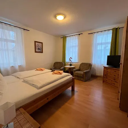 Guest house Am Renner 3*