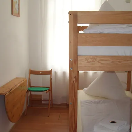 Guest house Am Renner 3*