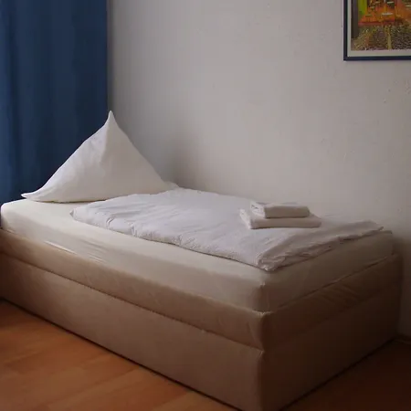 Am Renner 3* Drážďany