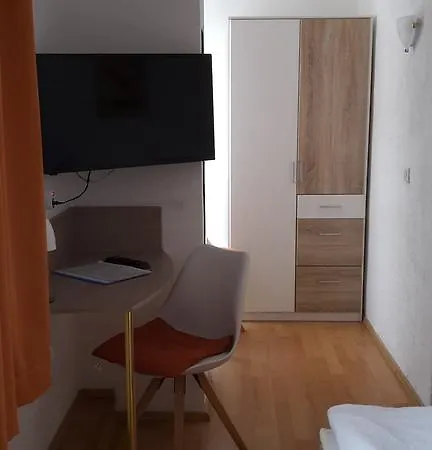 Am Renner 3* Drážďany