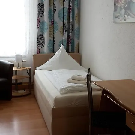 Am Renner بيت ضيافة