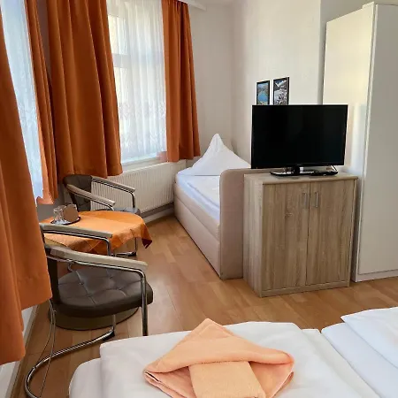 Am Renner 3* Dresden