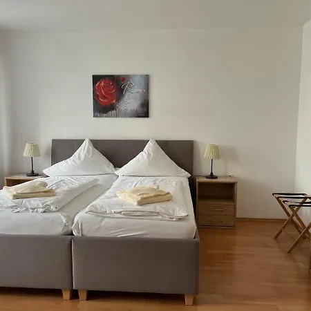 Casa de hóspedes Am Renner 3*