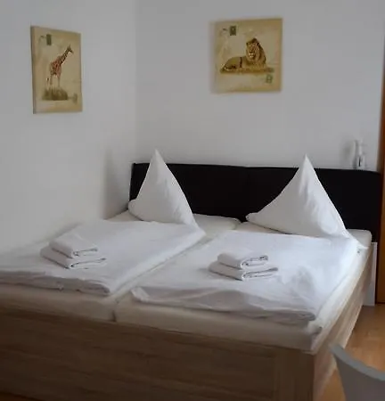 Casa de hóspedes Am Renner 3*